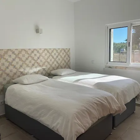 Quinta Madrugada Burgau Couette-café